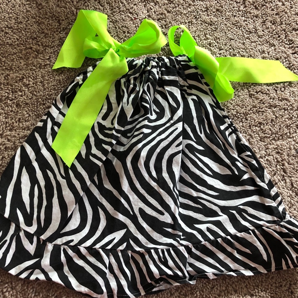 Beautiful Boutique Dress, Size 2T
